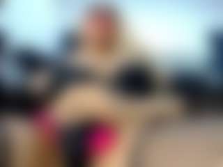 laura-fit's Live Sex Cam Show