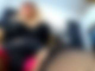 Live cam show with laura-fit - Blonde Hair on testsause.com