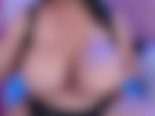 xelenagomez2026's Live Sex Cam Show