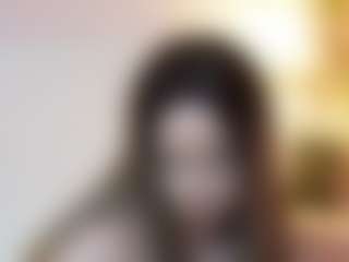 Live cam show with AdelineRosa - Tittyfuck on CSO-WL