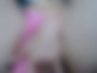Live cam show with lunatamara - Middle Aged on Camsoda