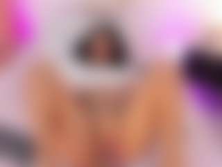 Live cam show with XimenaParker - Tease Ebony on madthumbs | colombia