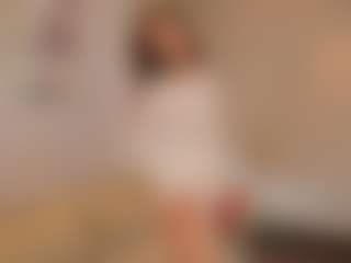 Live cam show with Xonalenei - Body Massage on wildcum.com