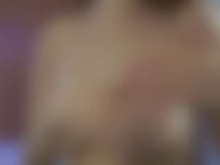 Live cam show with Xonalenei - Flash on Camsoda