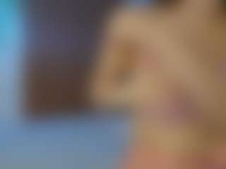 Live cam show with Xonalenei - Teasing on Camsoda