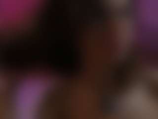 Live cam show with Xonalenei - Green Eyes on Camsoda