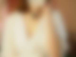 Live cam show with Xonalenei - Body Massage on Camsoda