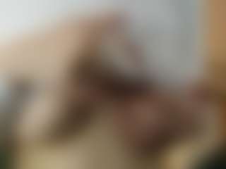 Live cam show with Xonalenei - Moan on Dare Cams