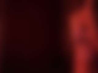 Live cam show with Xonalenei - Glasses on Milf Play