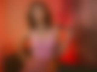 Live cam show with Xonalenei - Kisses on Camsoda
