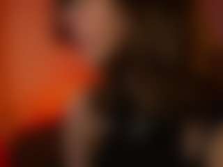 Live cam show with Xonalenei - Moan on StripNow