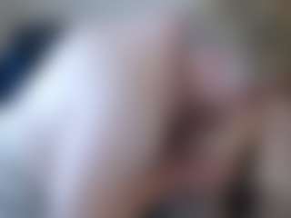 Live cam show with BertieAdeline - Spank on Uber Horny