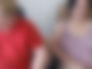 Live cam show with BertieAdeline - No Smoking on Camsoda