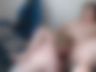 Show live cam dengan BertieAdeline - Eating Pussy di Camsoda