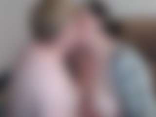 BertieAdeline's Live Sex Cam Show