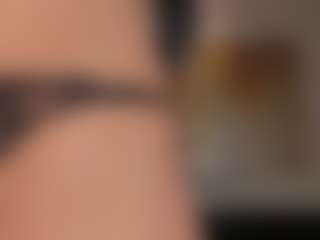 Live cam show with EmilyCarterX - Camel Toe on Hubzter Live