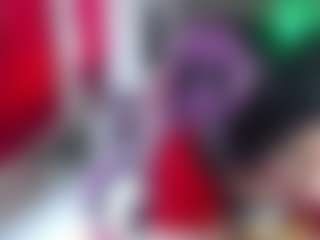 roxxyroxan's Live Sex Cam Show