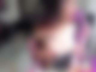 roxxyroxan's Live Sex Cam Show