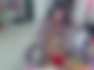 roxxyroxan's Live Sex Cam Show