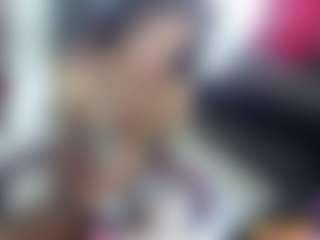 roxxyroxan's Live Sex Cam Show