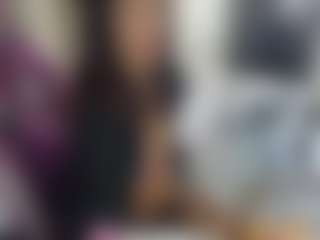 Live cam show with roxxyroxan - Brown Eyes on Mixed Magazine Live