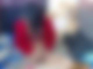 roxxyroxan's Live Sex Cam Show