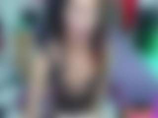 roxxyroxan's Live Sex Cam Show