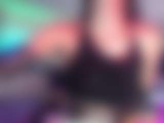 roxxyroxan's Live Sex Cam Show