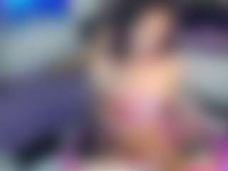 roxxyroxan's Live Sex Cam Show