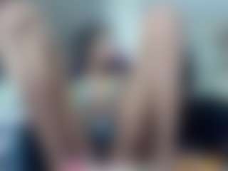 roxxyroxan's Live Sex Cam Show