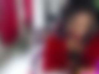 Live cam show with roxxyroxan - Facial Piercings on AdultVida.com
