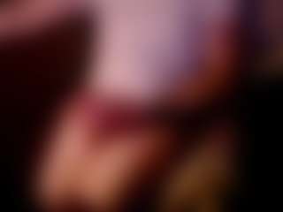 SuchahawkK's Live Sex Cam Show