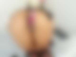 Bellaa-Joness's Live Sex Cam Show