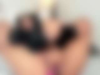 Live cam show with Bellaa-Joness - Foot Fetish on Camsoda