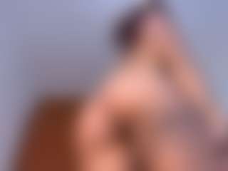 Live cam show with camillasanchez - Bedroom Mature on sexytreat.net