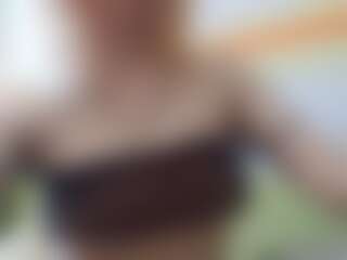 KiraCookson's Live Sex Cam Show