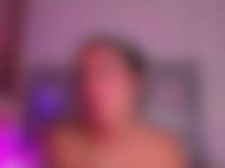 Live cam show with samirose - Ebony Teen (18+) on Milf Play
