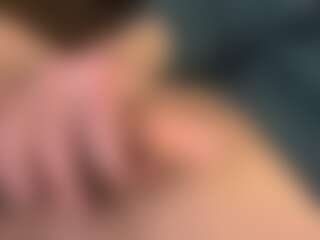 teddysbready3421's Live Sex Cam Show