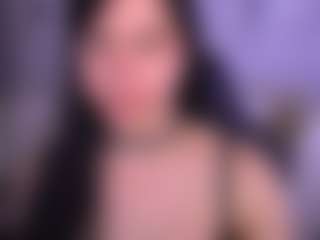Live cam show with EmilyCandyS - Smoking on Camsoda