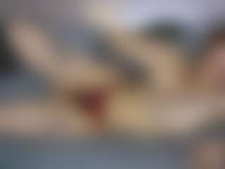 Aurora's Live Sex Cam Show