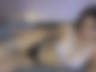 Live cam show with Aurora - Striptease Asian on Camversity