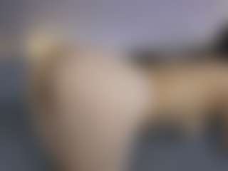 Live cam show with Aurora - Red Hair on AdultVida.com