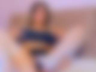 Live cam show with lizzy-kane - Nipple Piercings on Hubzter Live