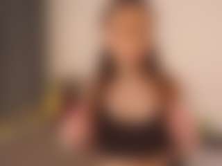 Live cam show with LonnaBader - Ice on Hubzter Live