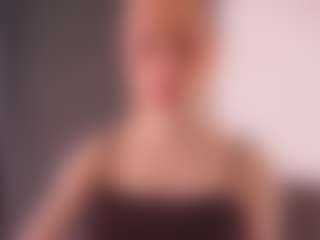 Live cam show with LonnaBader - Moaning on SxyPornLive
