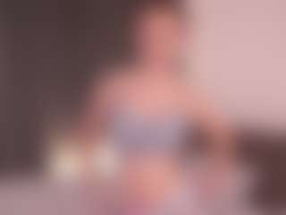 Live cam show with LonnaBader - Ice on Camsoda