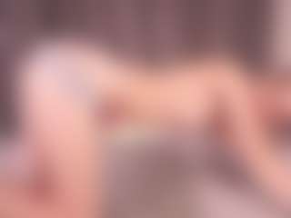 Live cam show with LonnaBader - Ice on Camsoda