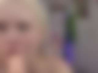 mia-wave's Live Sex Cam Show