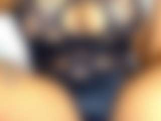 Live cam show with valentinabigcock - Smoking on Camsoda