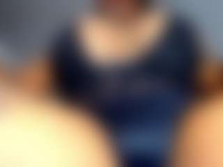 Show de câmera ao vivo com valentinabigcock - Brown Eyes no Camsoda